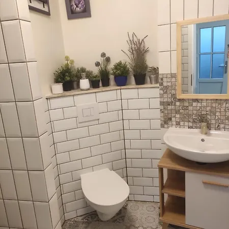 Beim Goldenen Hahn Apartman